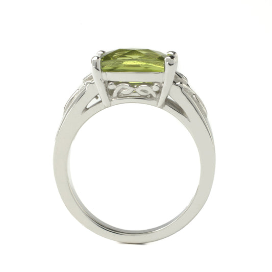 White Gold Ring setting with one Peridot and two Natural Diamonds on side, TDW: 0.02ct, GH, I,14k