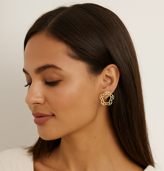 Yellow Gold Flower Stud Earrings,18k, 1.59gr