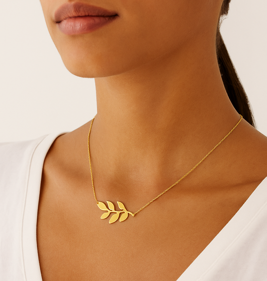 Yellow Gold Olive Branch Necklace. 18k, 3.25gr