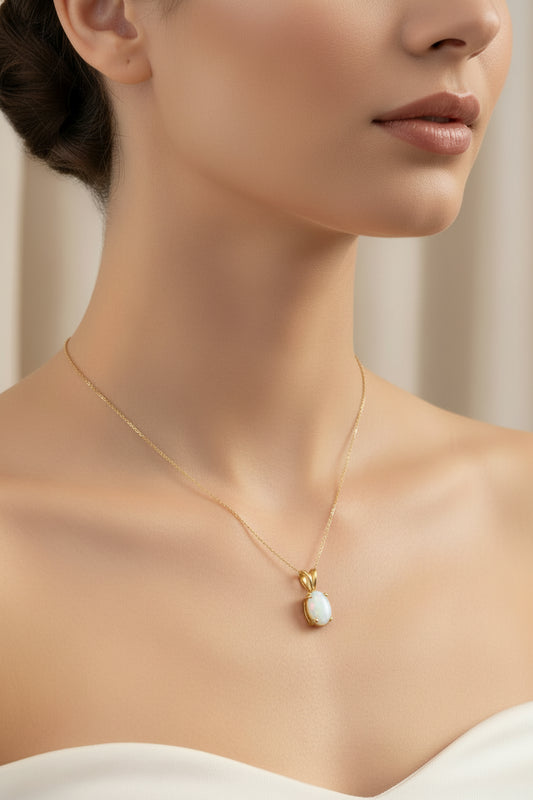 Yellow Gold Oval Shaped Opal Pendant, 14k, O:0.53ct
