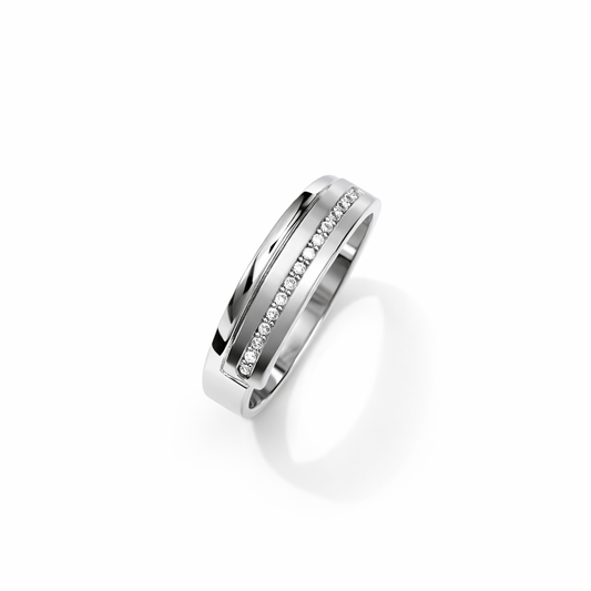Platinum Diamond Band with 16 Round Diamonds in a Row. Pt. 800,TDW: 0.32ct