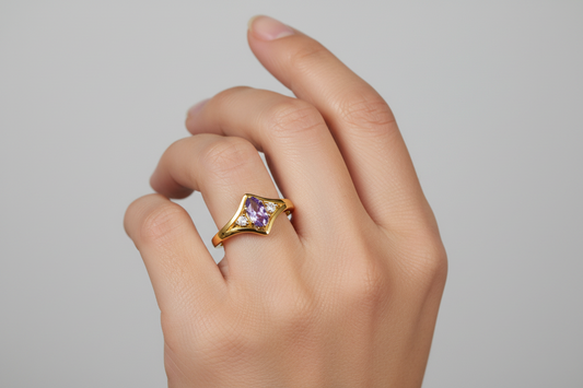Yellow Gold Ring with Amethyst and Diamond 14k, A:0.13ct