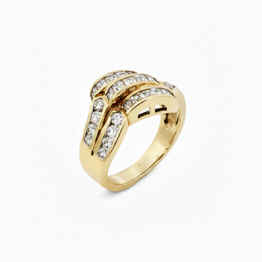 18K Yellow Gold Triple Row Diamond Ring. TDW: 1.20ct