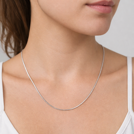 18K White Gold Box Chain 16" 1mm