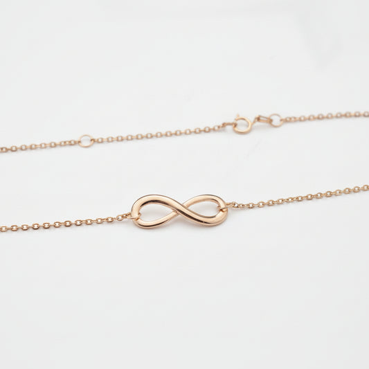 18k Yellow Gold Infinity Necklace