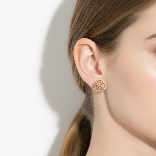 18K Yellow Gold Openwork Flower Stud Earrings
