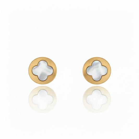 Yellow Gold Stud round Earring with a Flower in white Enamel in Center, 18k, 1.6gr