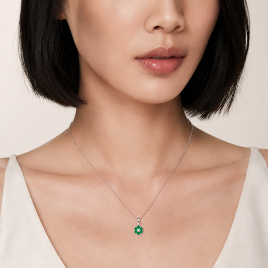 10K White Gold Emerald Flower Cluster Pendant