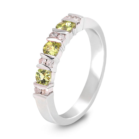 White Gold diamonds  and peridots band, 10k, TDW: 0.1ct