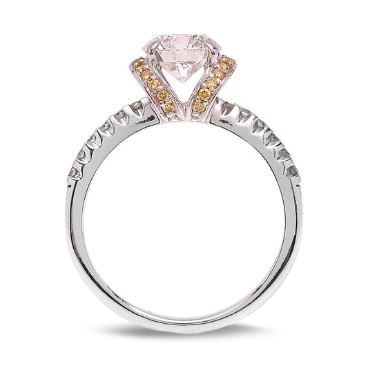 White Gold Engagement Ring with White and Yellow Diamonds. 18k, Centre: 1ct, VS2 F., Y: 0.36ct. TDW: 1.6ct