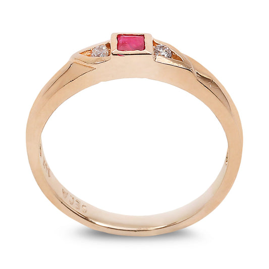 Yellow Gold Ring with Princess cut Ruby and Two Diamonds, 14k