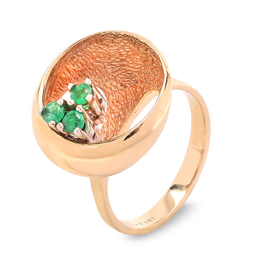 Yellow Gold Bowl Shape Emerald Ring. 14k, E.09CT