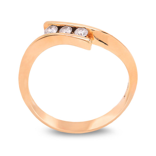 Yellow Gold Triple Diamond Band. TDW: 0.1ct  SI H. 10k