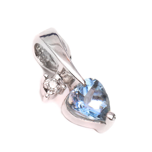 White Gold pendent set with one diamond and one Aquamarine, 14k