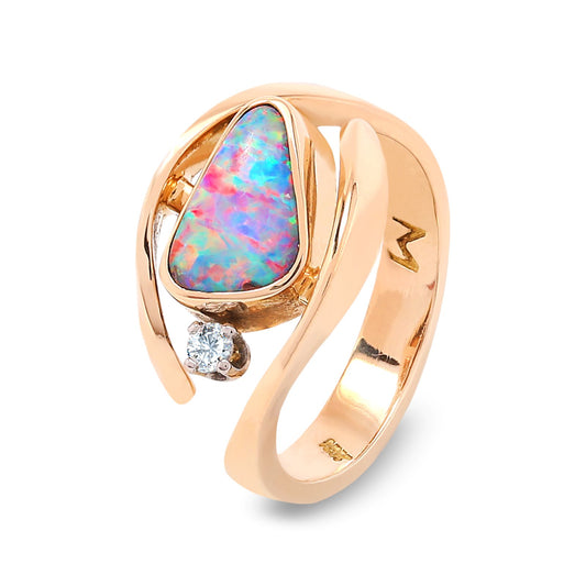Yellow Gold Synthetic Triangular Shape Opal with Diamond Ring, 18k, TDW: 0.05ct