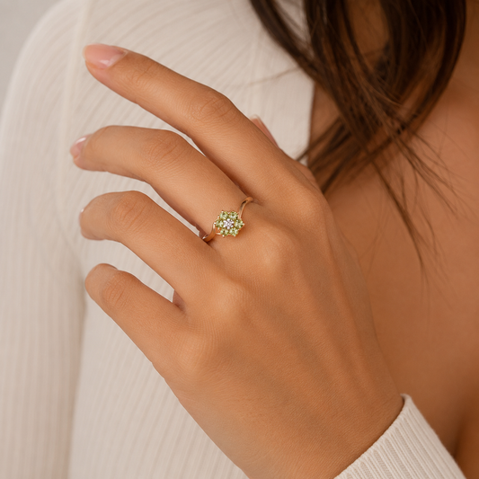 14K Yellow Gold Peridot Diamond Flower Ring