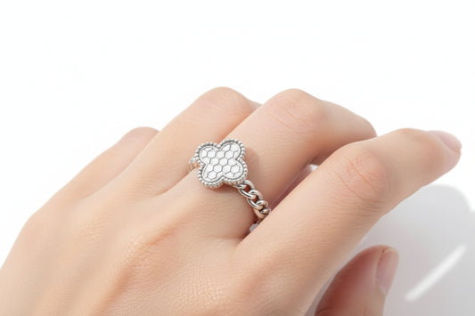Sterling Silver Rhodium-Plated 8mm Clover Clear CZ Ring