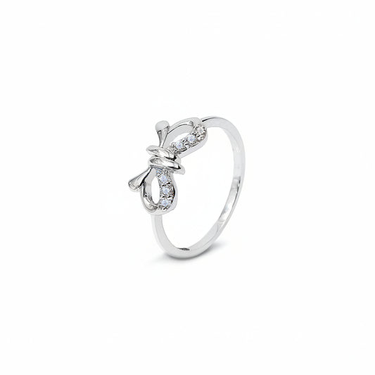 14K White Gold Ribbon Style Diamond Ring