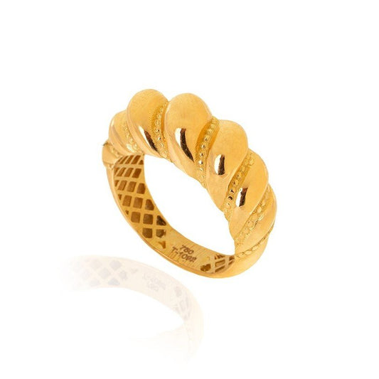 Yellow Gold Croissant Shape Diamond Cut Ring. 18k, 3.6gr
