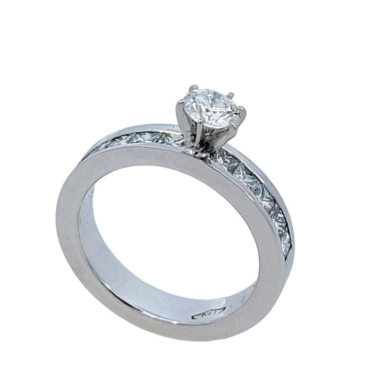 GIA Certified White Gold Solitaire Engagement Ring and Accent. 18k, 6.7gr. TDW: 1.4ct, VVS1, F.