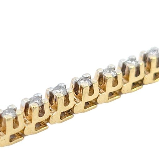 Yellow Gold Tennis Bracelet. 14k, 8.6gr, 52 Round Diamonds. TDW: 1.56, SI, GH