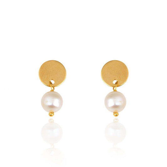 Yellow Gold Earring with dangling Pearl 18k Freshwater pearl 1.8gr