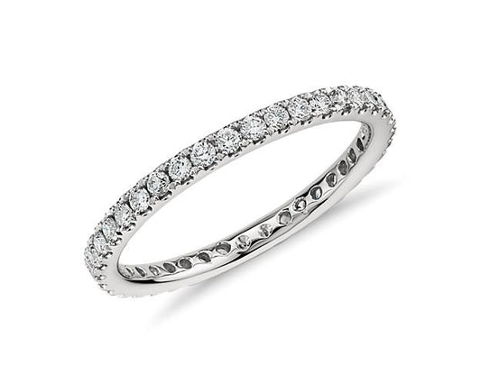 White Gold Pavé Diamond Eternity Ring. 18k, W: 2.8gr, TDW: 0.6ct, VS, EF, Width: 2.6mm, Size: 6