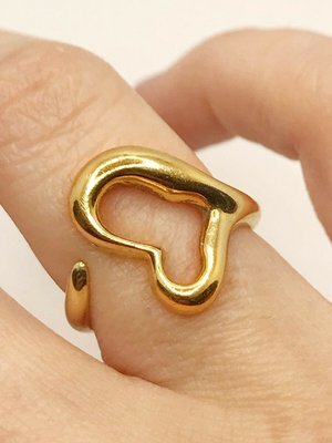 Vintage Yellow Gold Tiffany Open Heart Ring. 18k