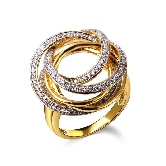 Yellow Gold swirll Shape Pavé  Setting Diamond Ring. 14k 12.4gr TDW: 3.6ct
