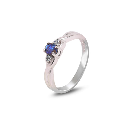 10K White Gold Oval Sapphire and Diamonds Ring. S: 0.30ct TDW: 0.04ct
