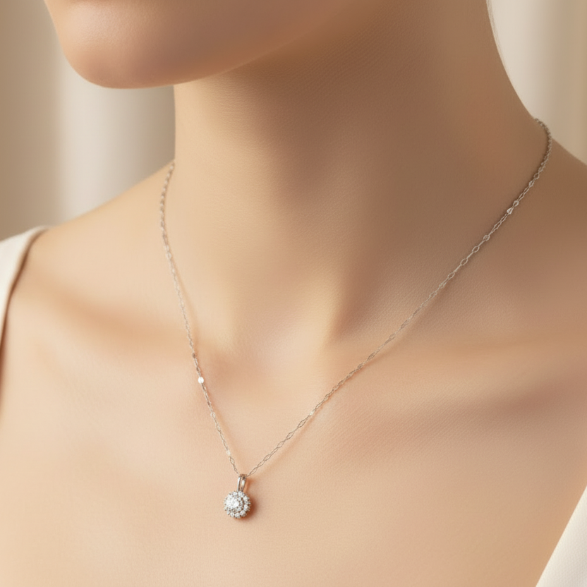 18K White Gold Halo pendent with chain Setting with 0.50ct Diamonds SI I