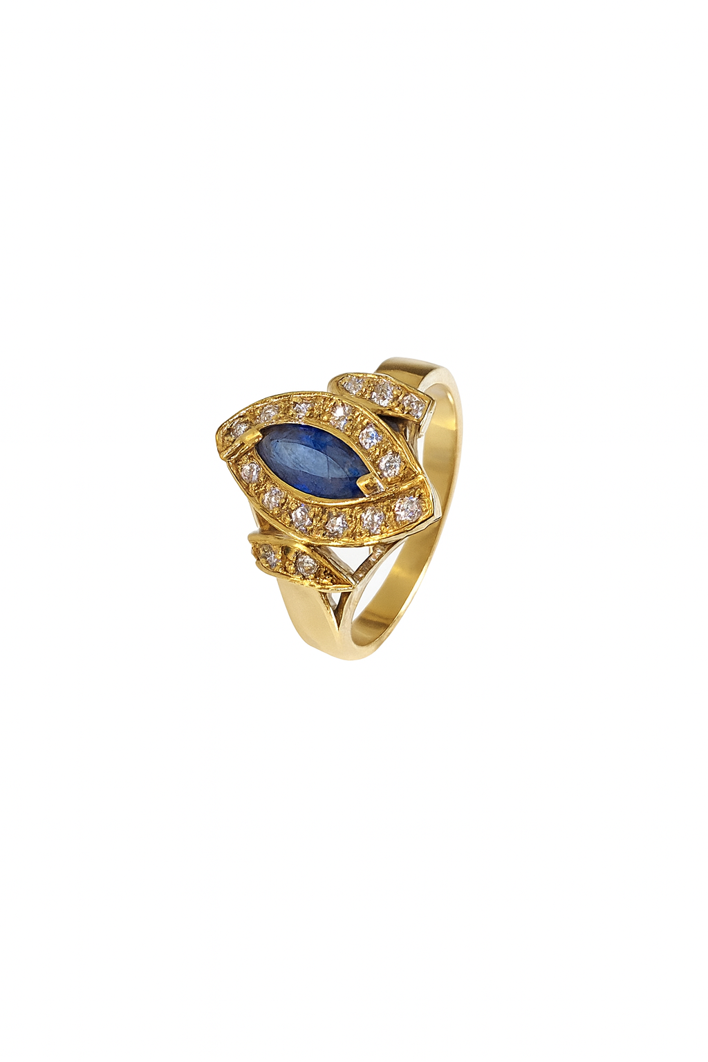 Vintage Yellow Gold Marquise Sapphire and Diamond  Eye Shaped Ring. 18k, S: 0.48ct  TDW: 0.13ct
