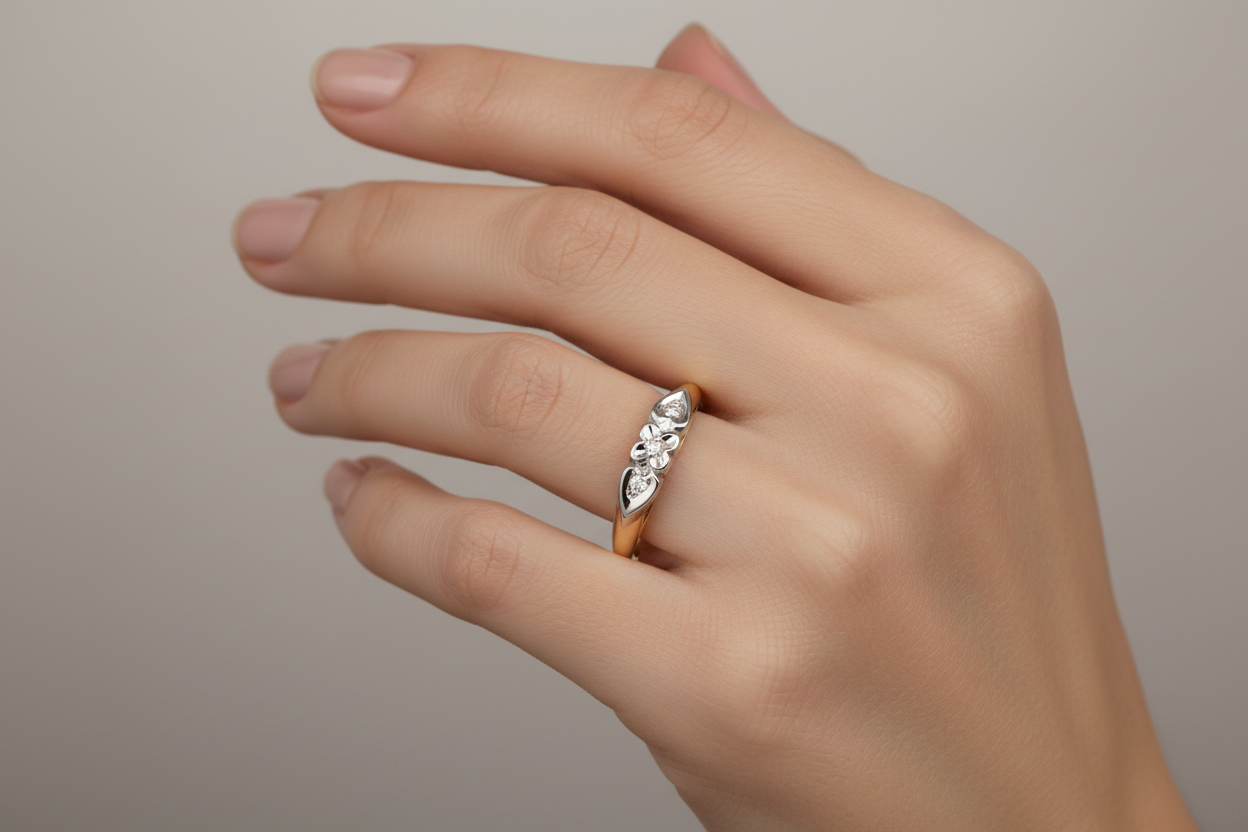 Yellow Gold Two-Tone Floral Shaped with Diamond Ring, 10k, TDW:0.03ct