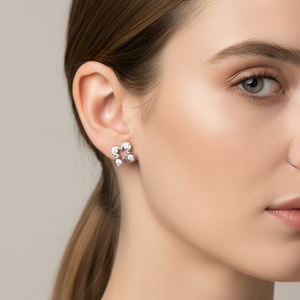 14K White Gold Flower Design Diamond Earring TDW:0.17ct