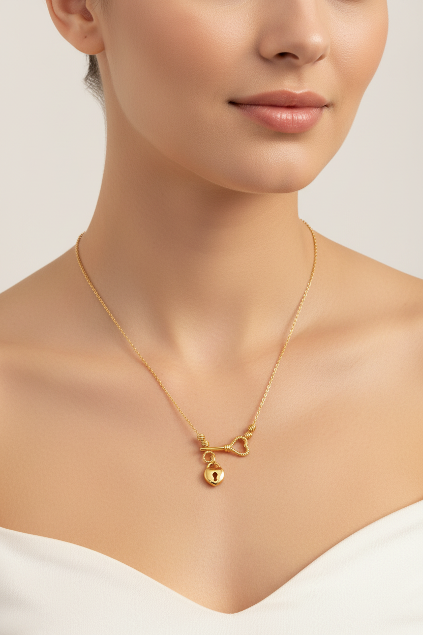 18K Yellow Gold CZ Key & Lock Necklace 3 gr 17"