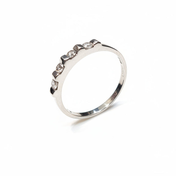 Platinum 900 Band Setting with 4 Round Diamonds, TDW:0. 0.24ct VS F