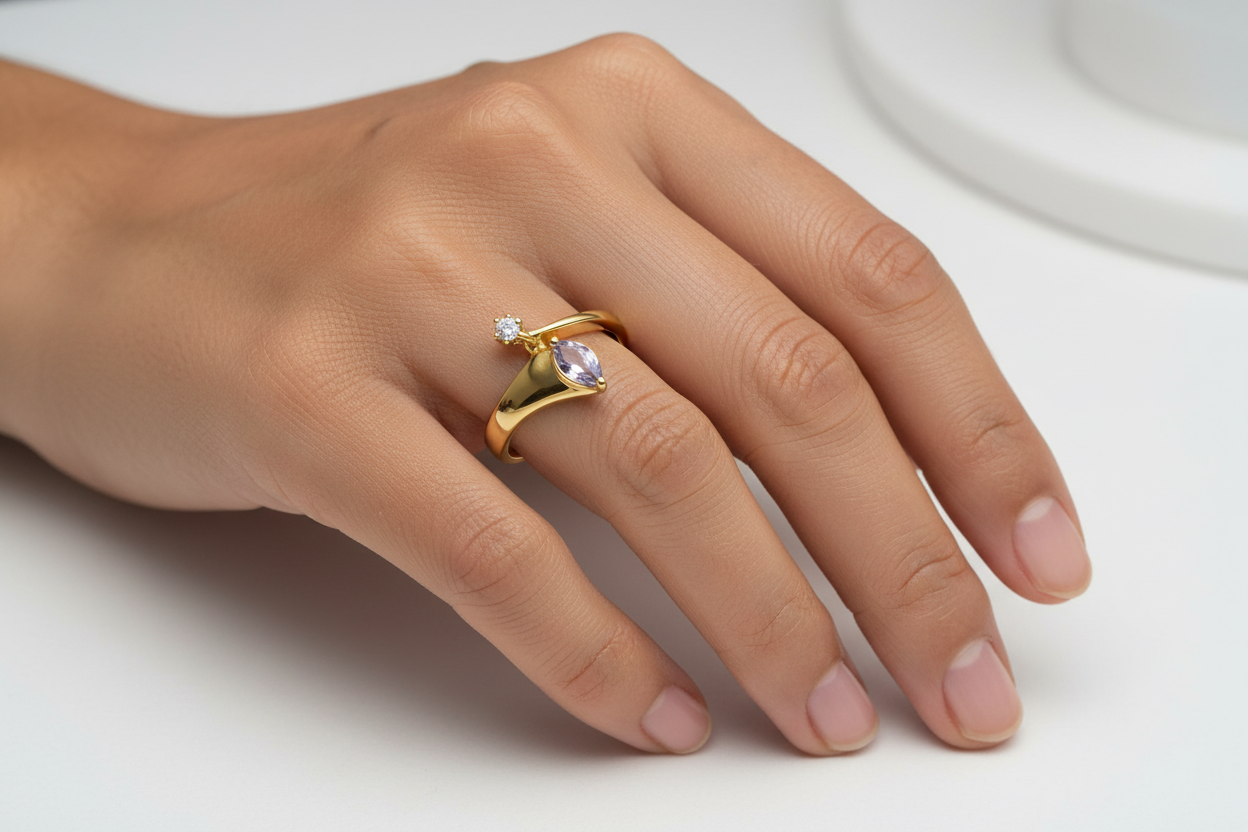 Yellow Gold Ring with Amethyst and Diamond 14k