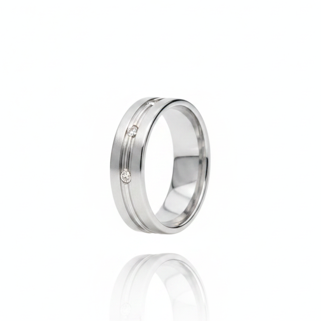18K White Gold Three-Diamond Wedding Band
