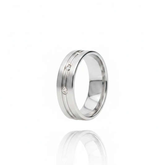 18K White Gold Three-Diamond Wedding Band