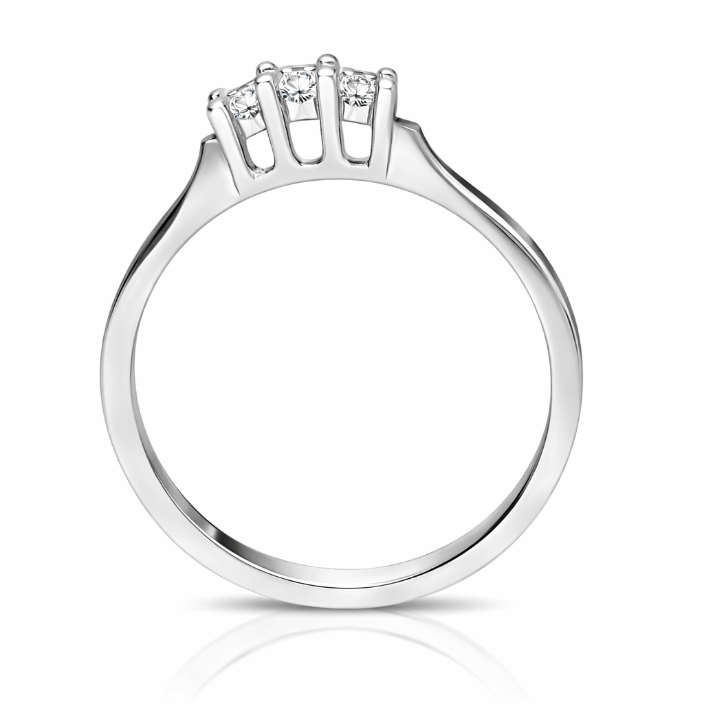 White Gold Princess Cut Triple Diamond Ring 14k TDW: 0.28 CT SI HI