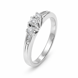 White Gold Three-Stone Diamond Ring with Accent Diamonds, 14k,TDW: 0.25ct VS FG