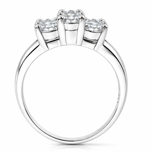 White Gold Triple Princess Cut Diamond Ring. 14k,TDW: 1ct,  SI, GH