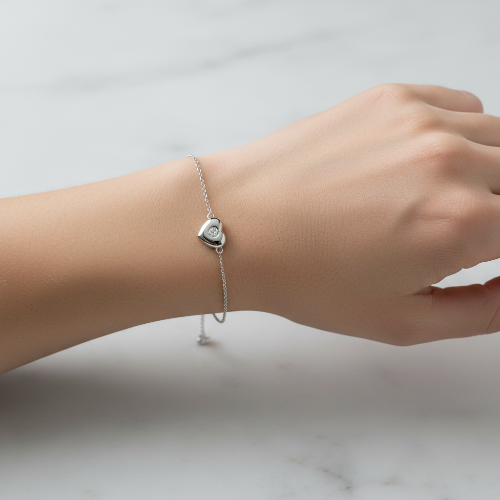Sterling Silver Heart Shape with One Round Cut CZ Bracelet