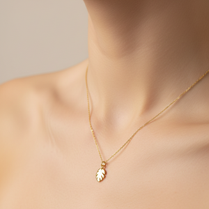 18K Yellow Gold Minimalist Monstera Leaf Pendant Necklace 18"