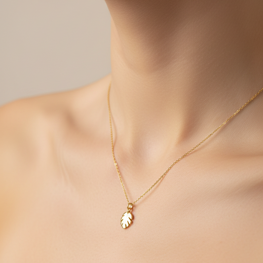 18K Yellow Gold Minimalist Monstera Leaf Pendant Necklace 18"