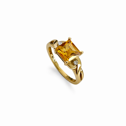 10K Yellow Gold Square Cut Citrine Ring C: 1.12ct TDW: 0.02ct SI I