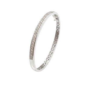 White Gold Bangel Bracelet setting with Diamonds, 10k , TDW: 1.00Ct