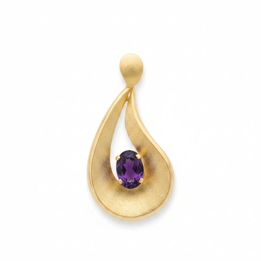 18k Yellow Gold Tear Shape Pendant with Amethyst