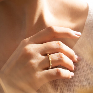 18K Yellow Gold Bones Style Band Ring