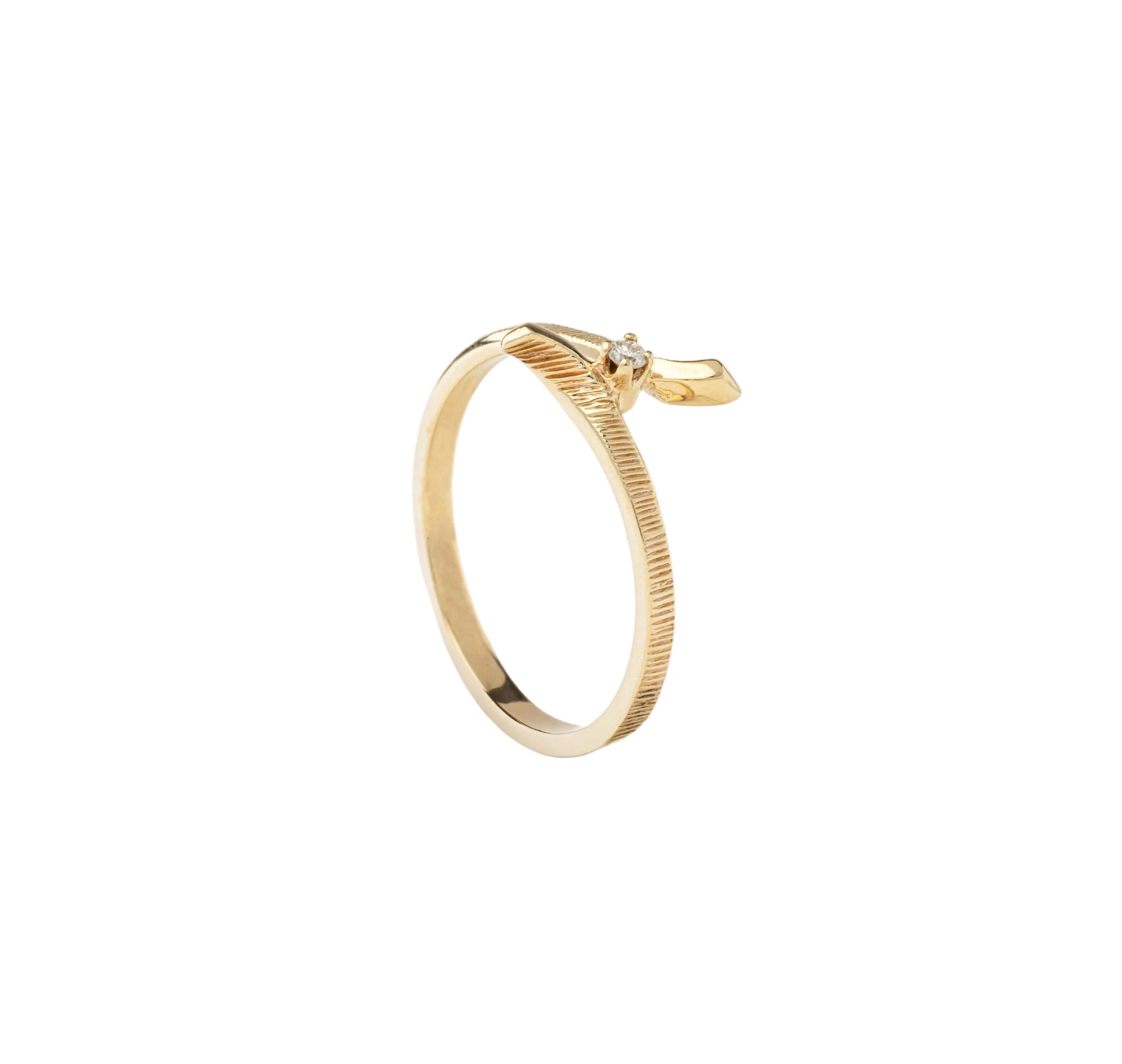 10K Yellow Gold Ring with Diamond in the middle TDW: 0.01ct size 6 1/2